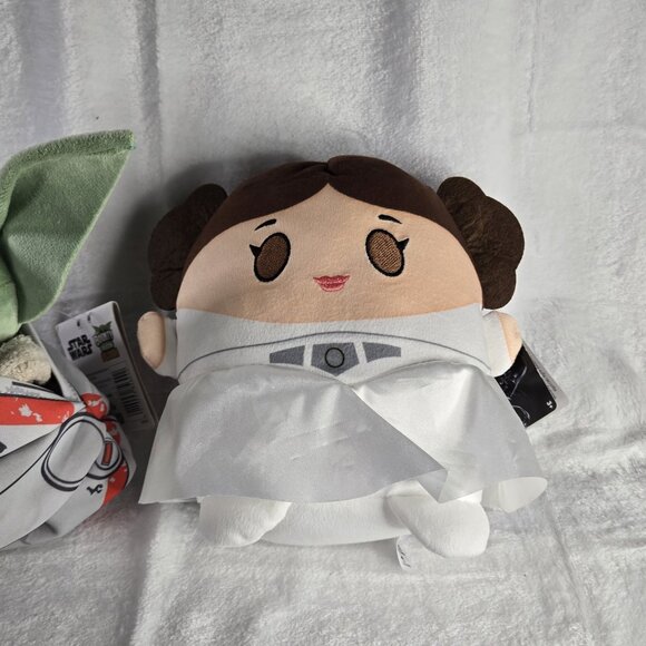 Star Wars The Mandalorian The Child Hideaway Plush And Princess Leia Cuutopia - Picture 3 of 4